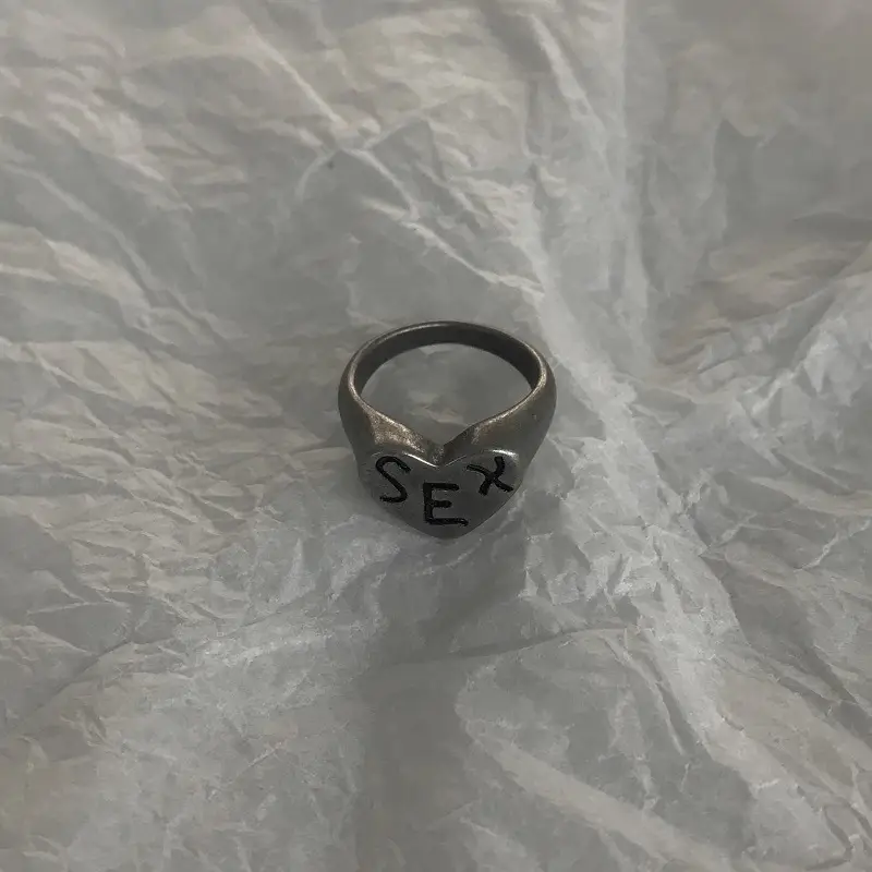 New Letter Heart-shaped Ring Women's Simple Titanium Steel