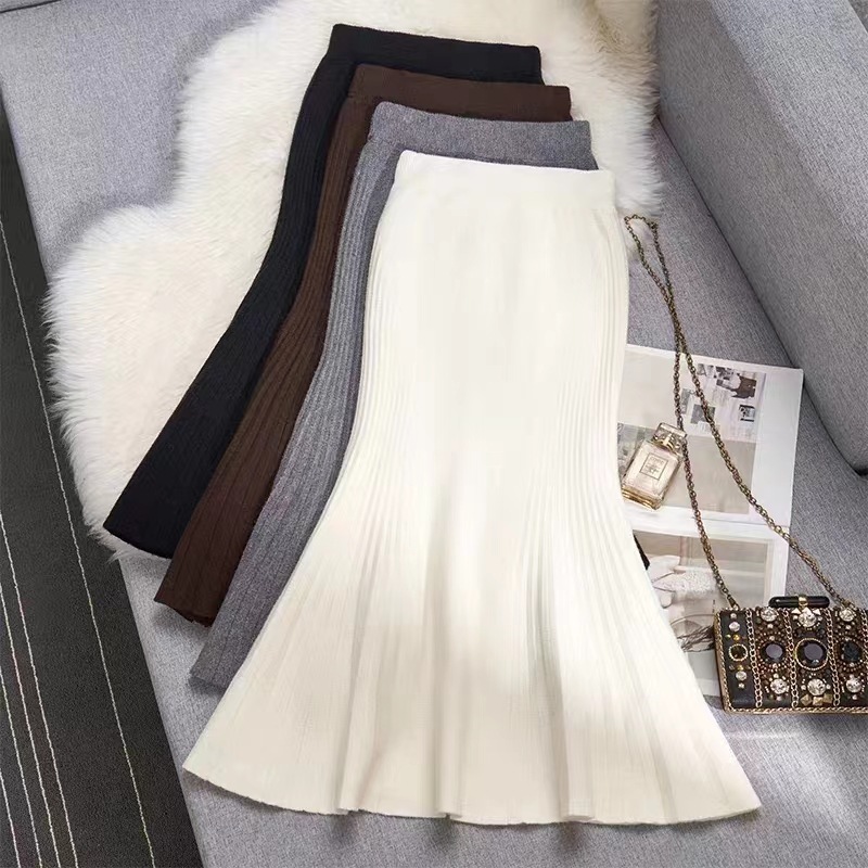 Mid-Length Sheath Skirt Style
