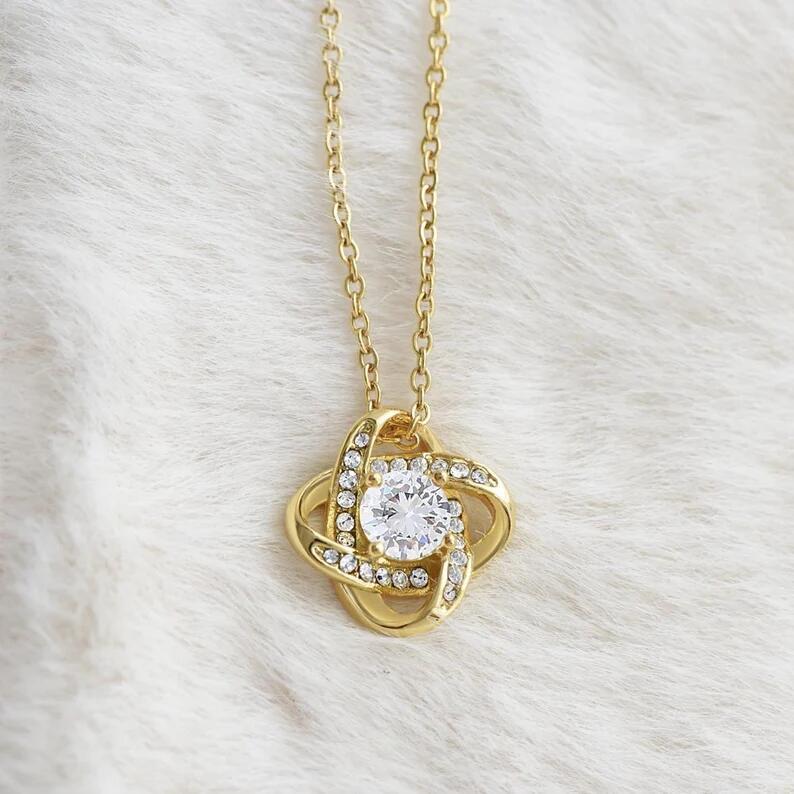 Simple Four-leaf Clover Necklace Eternal Beloved Pendant