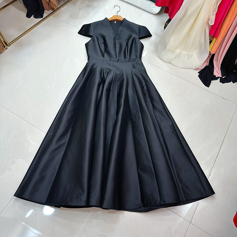 Womens Evening Gown With A Full Skirt