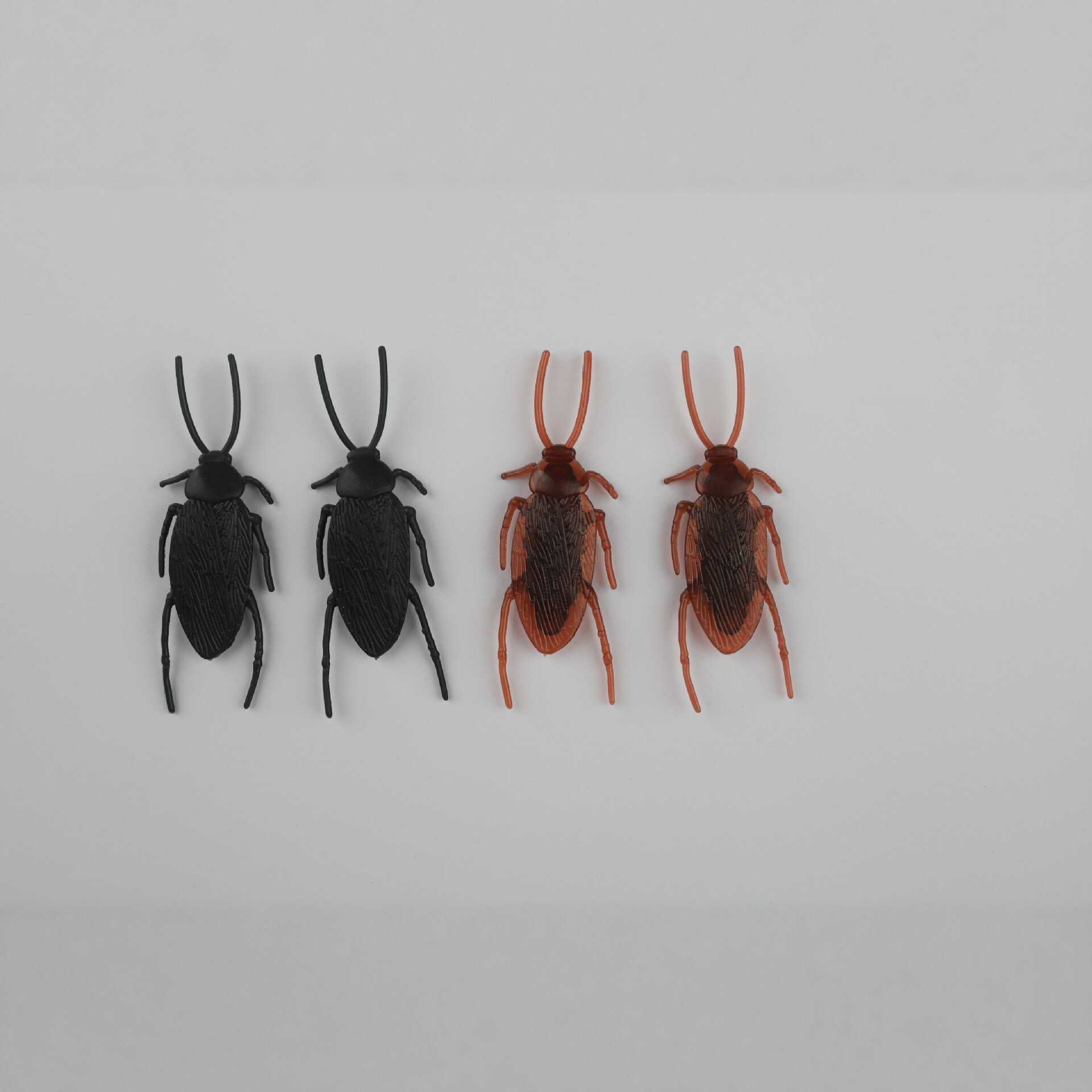 Best-selling Magnetic Cockroach Fridge Magnet - thumbnail