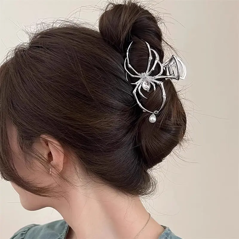 Elegant Metallic Hair Clip
