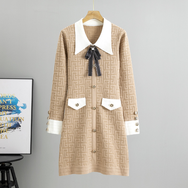 Bow Lapel Knitted Dress, picture 3 of 5