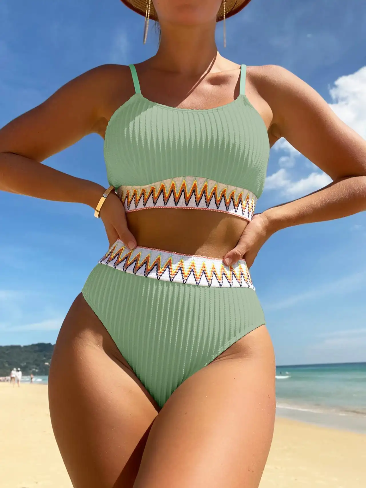 Women's Split Sleeveless Swimsuit With Chest Pad