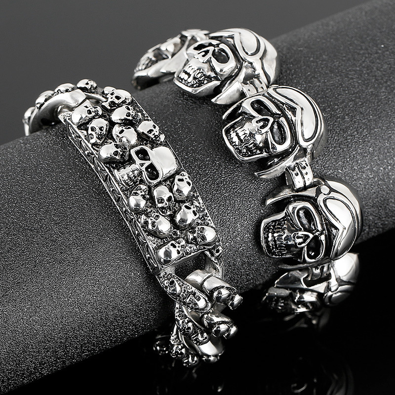Retro Domineering Creative Personality Rock Skull Titanium Steel Men's Bracelet