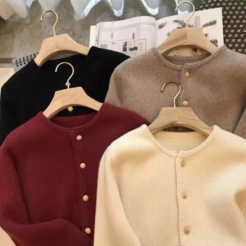 Autumn And Winter Round Neck Loose Padded Coat Woolen Sweater product image
