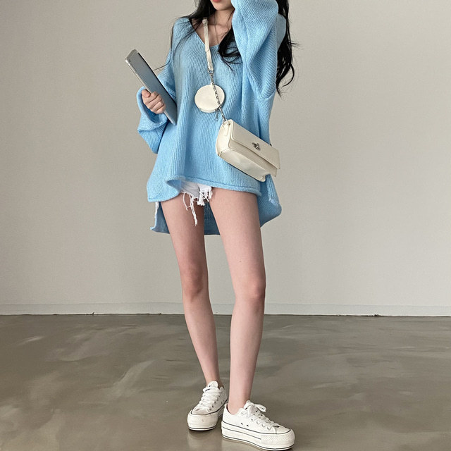 Retro Loose And Lazy Style V-neck Curling Slit Fashionable Pullover Anti-aging Sweater