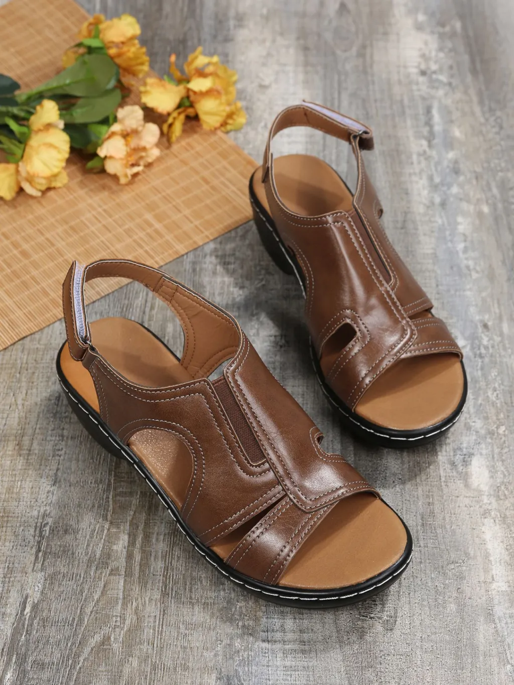 Women's Velcro Sewn Hollow Thick Heel Sandals - Brown