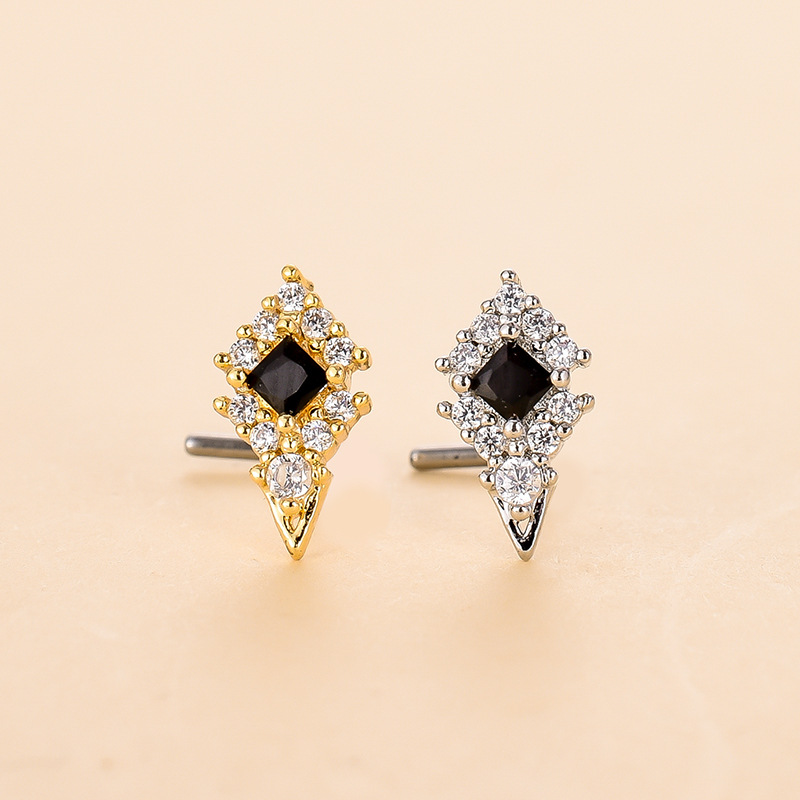 European And American Stainless Steel Heart Series Black Zircon Nose Stud