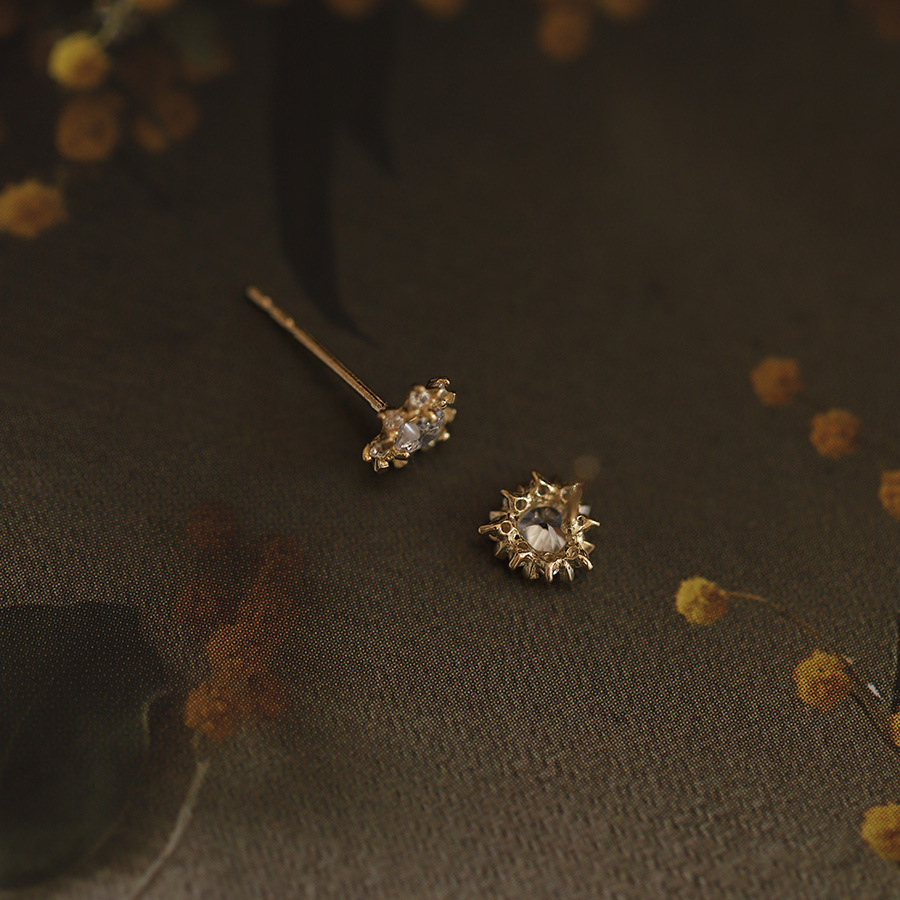 Retro Fashion Stud Earrings Love Mini