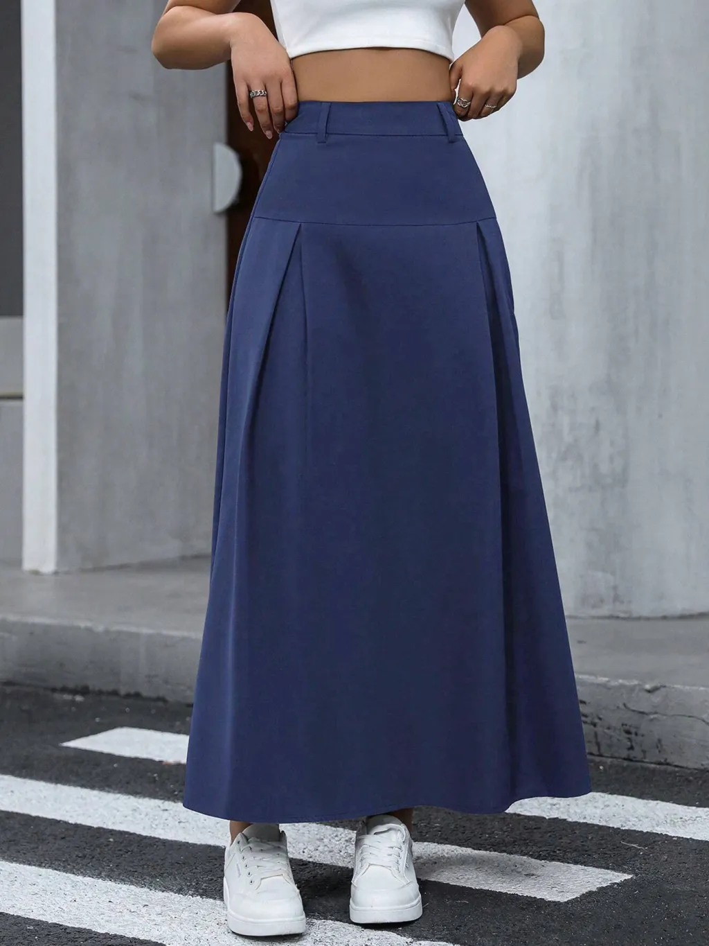 The New Casual Autumn A-line Skirt Perfectly Showcases A Refined And Elegant Aura - Blue