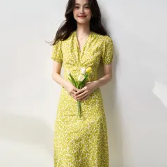 Small Floral High Waist V-neck Slimming Mid-length Dress - Vanilla Green - View 1
