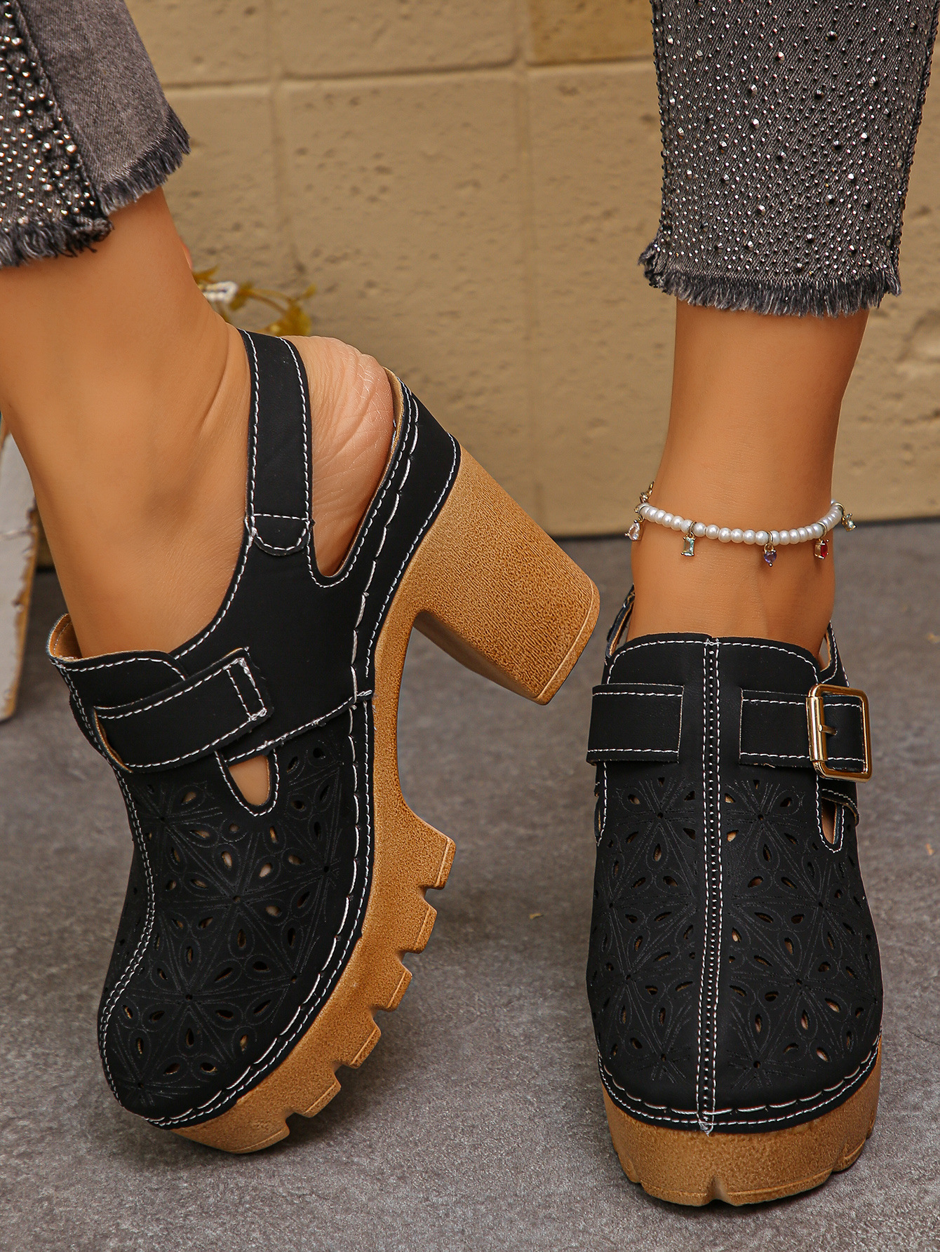 Metal Hollow-Out Sandals, picture 5 of 6