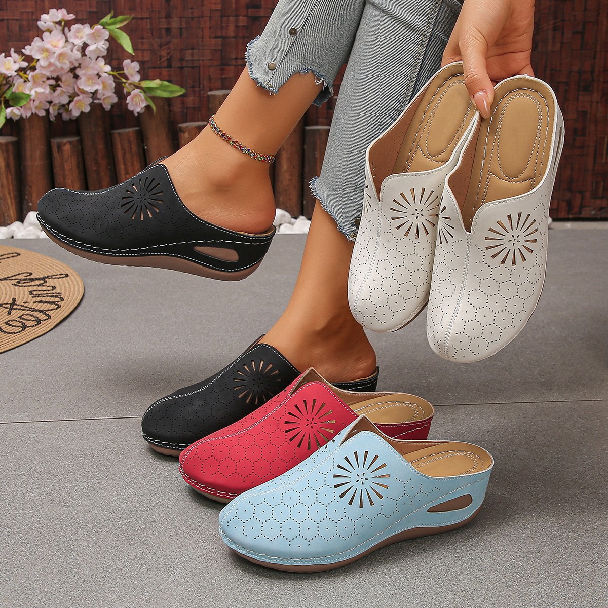 Comfortable Slip-on Closed-toe Breathable Wedge Sandals
