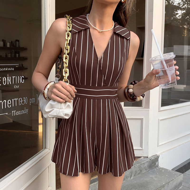 https://cf.cjdropshipping.com/quick/product/1044c946-7936-427c-ae21-be68b2a45611.jpg