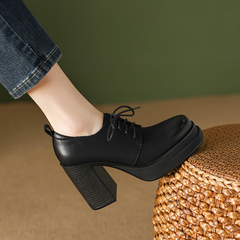 Faux Leather Chunky Heel Shoes, picture 3 of 4