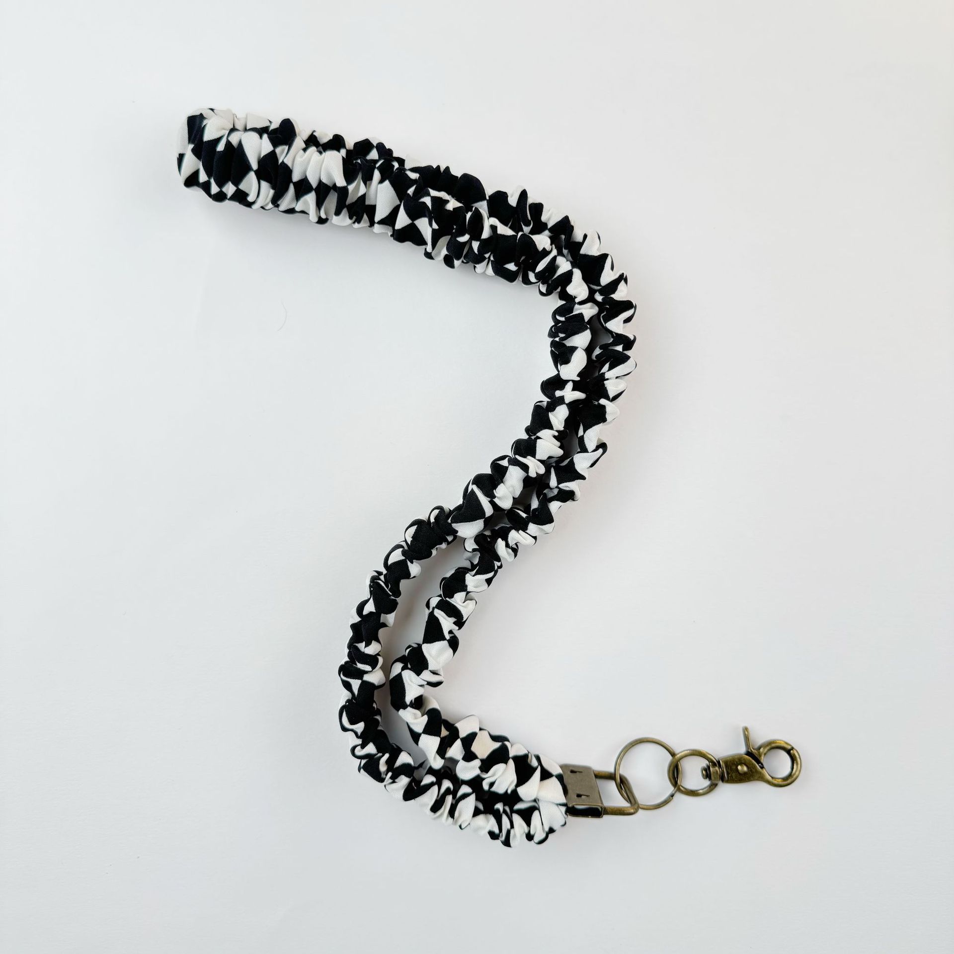 Multi-functional Fabric Phone Chain That Prevents Choking And Keeps Your Phone From Falling