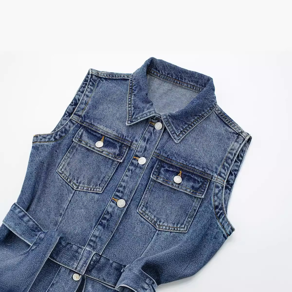https://cf.cjdropshipping.com/quick/product/106adb78-e99a-4151-945c-69984c14d618.jpg