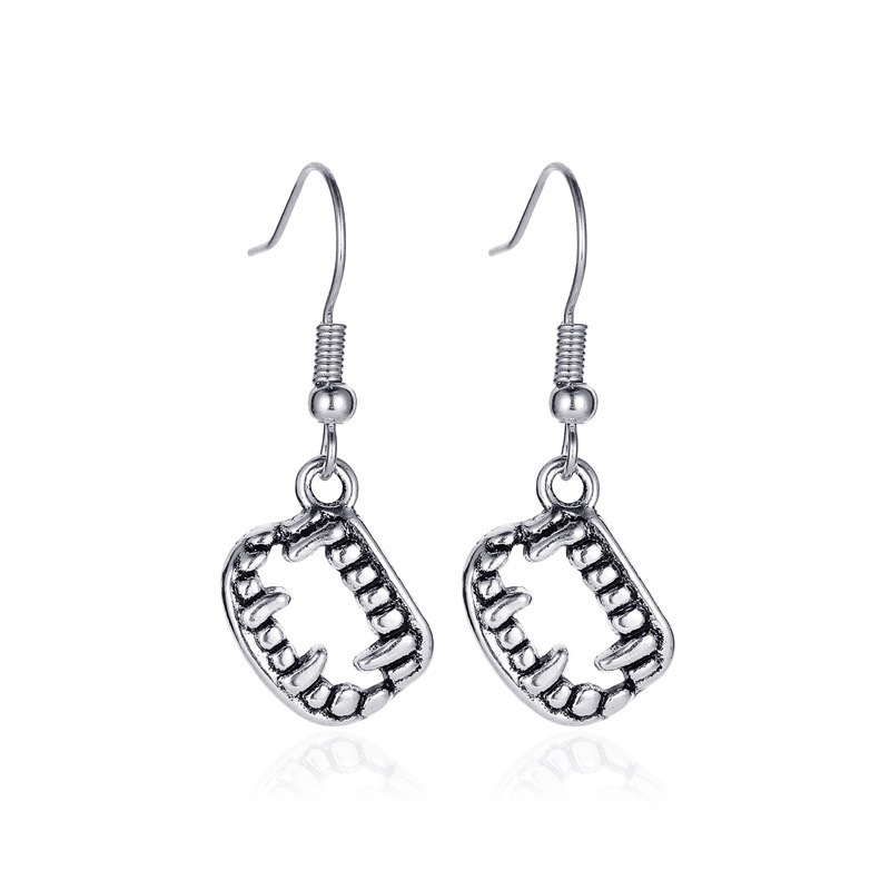 Vintage skull bat spider earrings (01 teeth 1001)