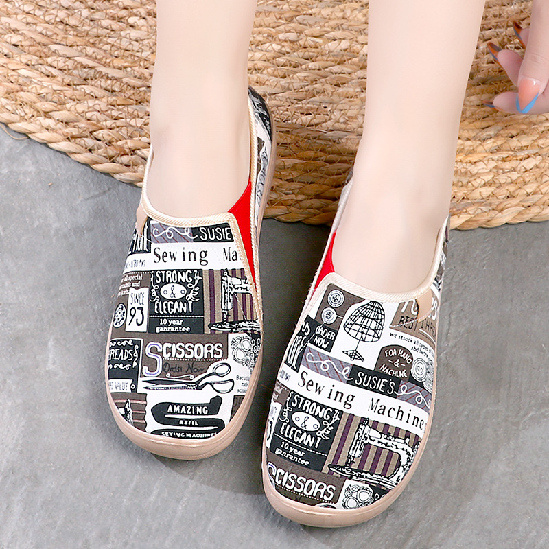 Comfortable Casual Canvas Shoes With A Soft Polyurethane Sole