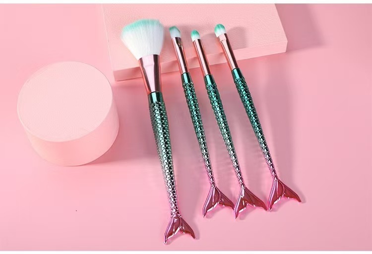 4-piece Mermaid Gradient Eye Makeup Brush Portable 6