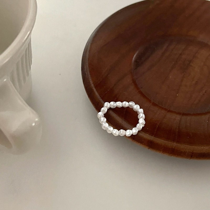 Romantic French Pearl Niche Design Temperament Index Finger Ring