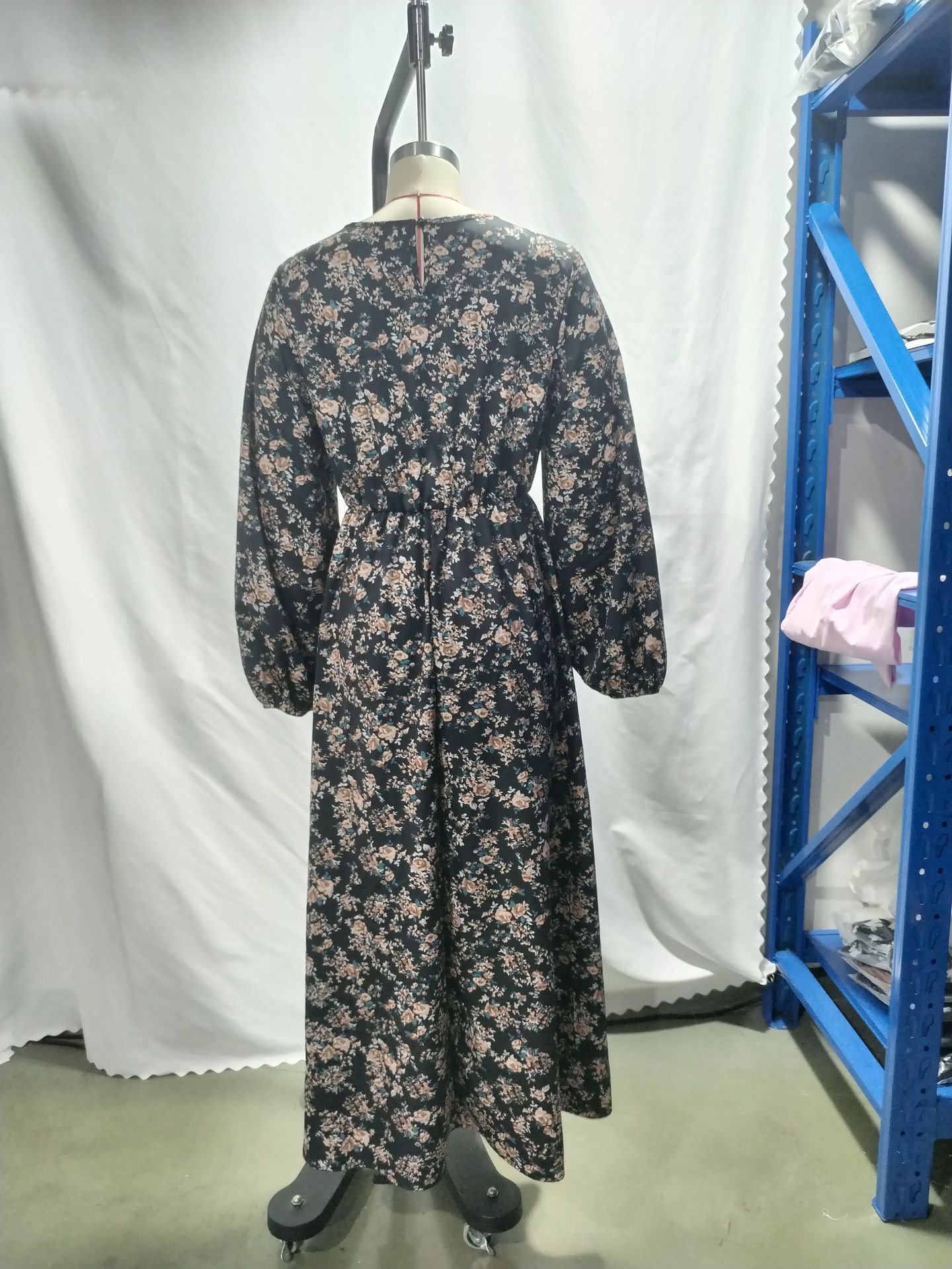 Vintage Print Long-sleeve Dress 15 112c7e27 7093 4501 86e3 a70412d0352c