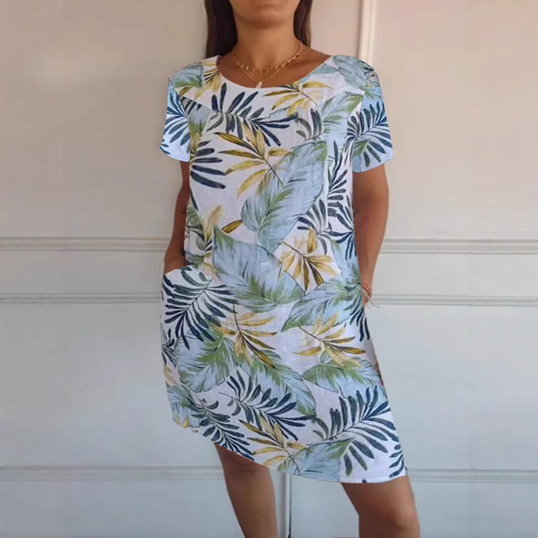 Womens Casual Printed Round-neck Beach Dress With Pockets