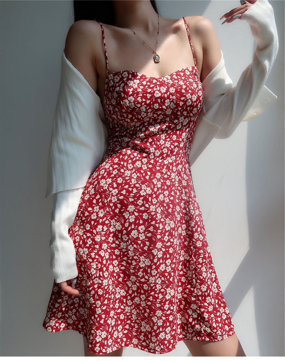 Buy Women's Clothing Online | Buy Trending Dresses for Women