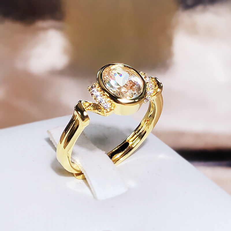 Simple Elegant Versatile Commuter Ring