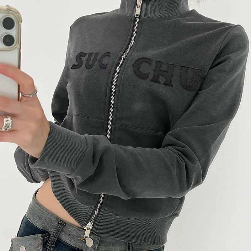 Letter Affixed Cloth Embroidered Zipper Knitted Cardigan