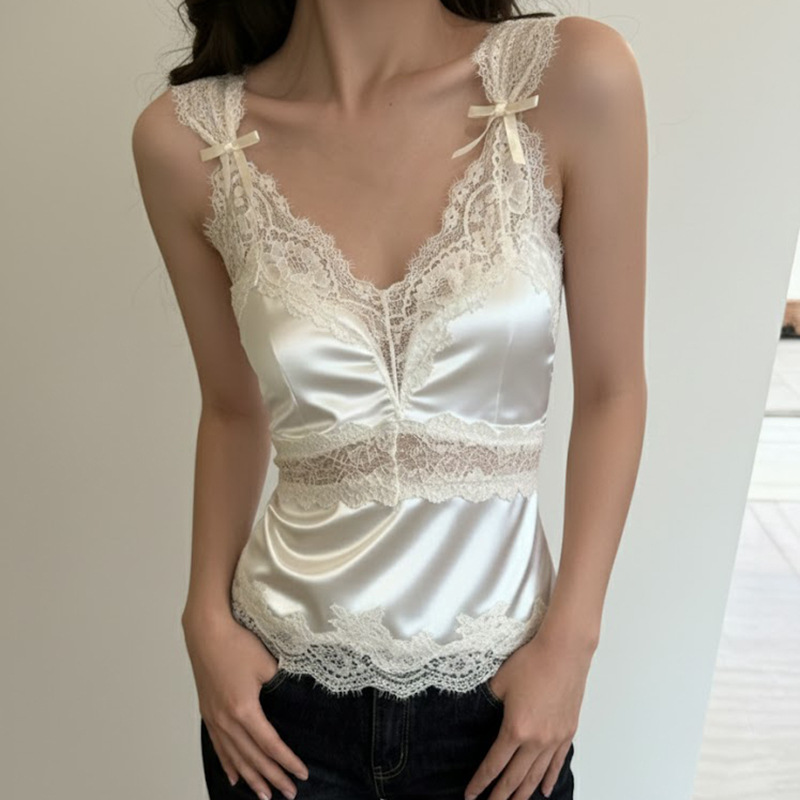 French-style V-neck Lace-panelled Sleeveless Camisole For Women