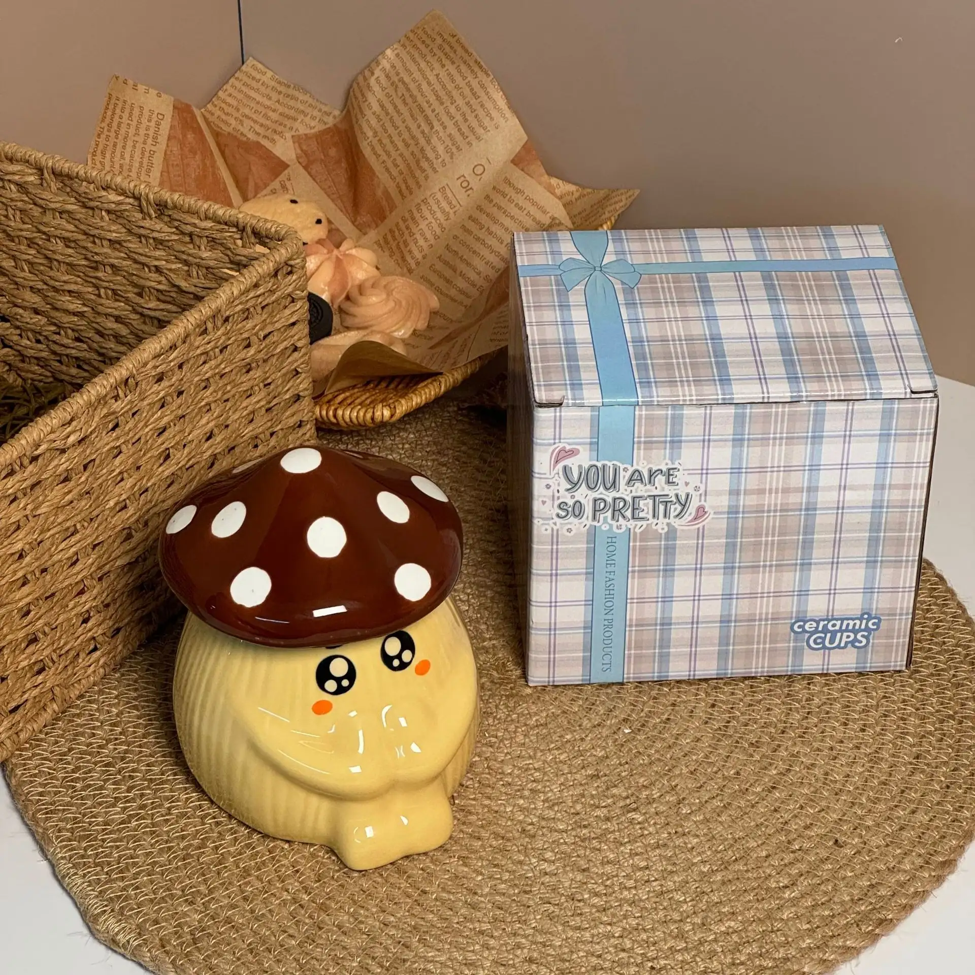 Cute Hug Mushroom Ceramic Water Cup With Lid