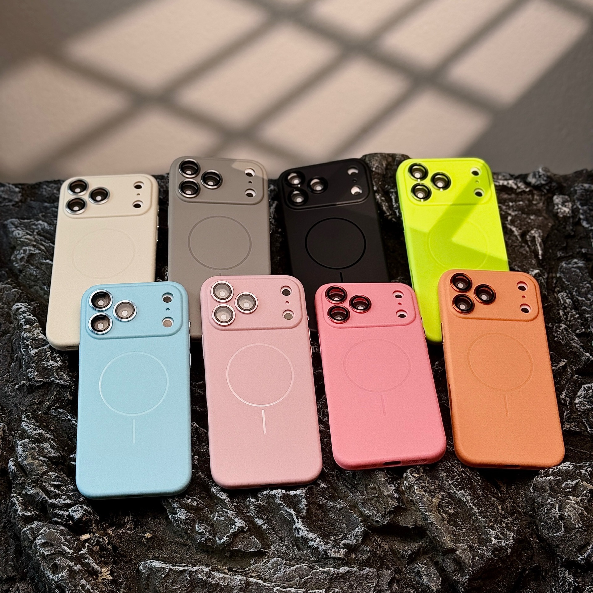 Frosted Skin Feeling Magnetic Suction Phone Case Lens Protector All-inclusive Drop-resistant - Image 2