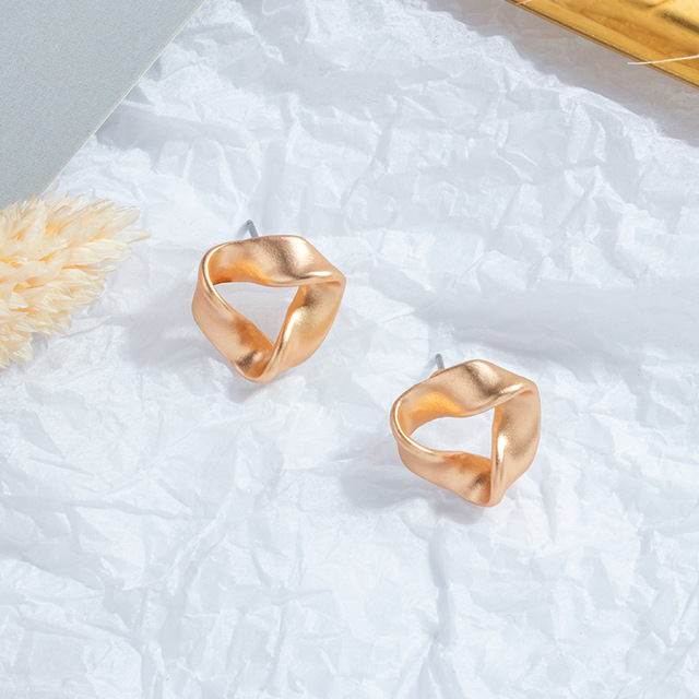 Fashion Vintage Declaration Gold Pendant Earrings