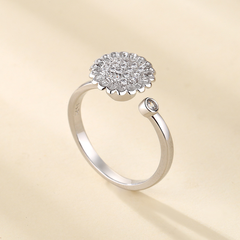 Female Creative SUNFLOWER Spinning Ring