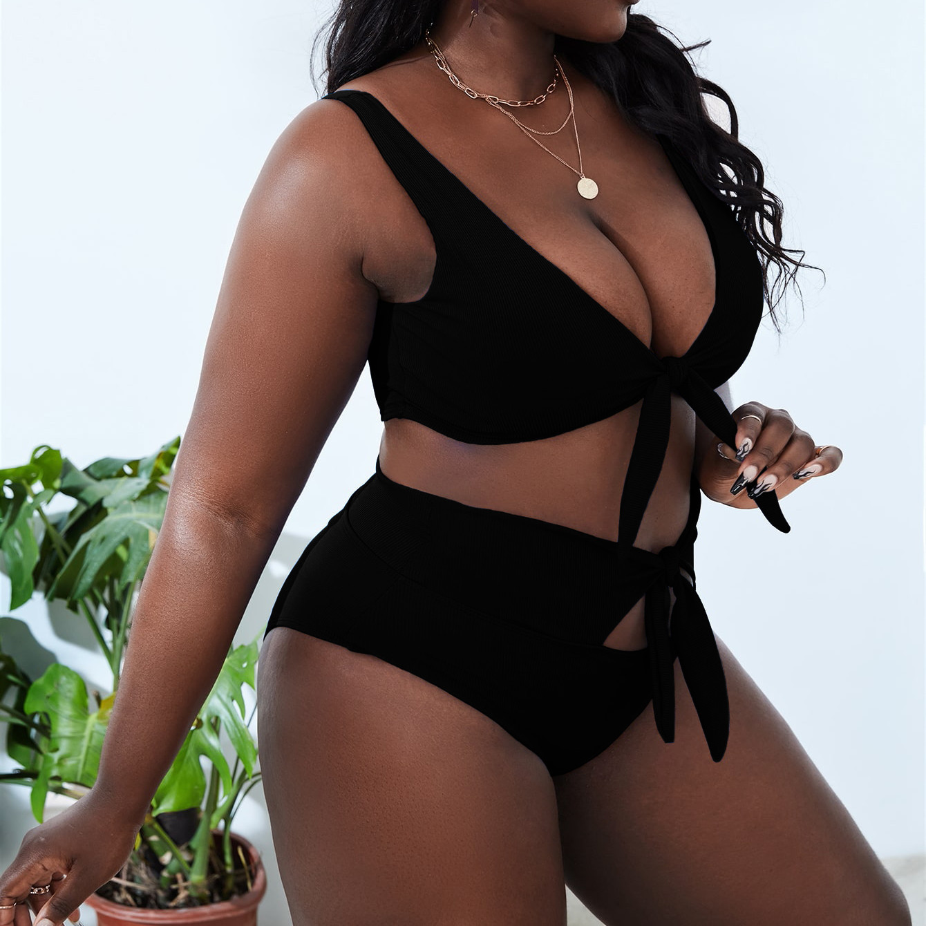 Women's Fashion Solid Color Knotted Swimsuit Set - Image 10
