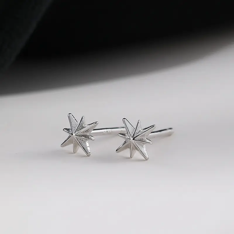 Small Three-dimensional Star Ear Studs Simple Cute