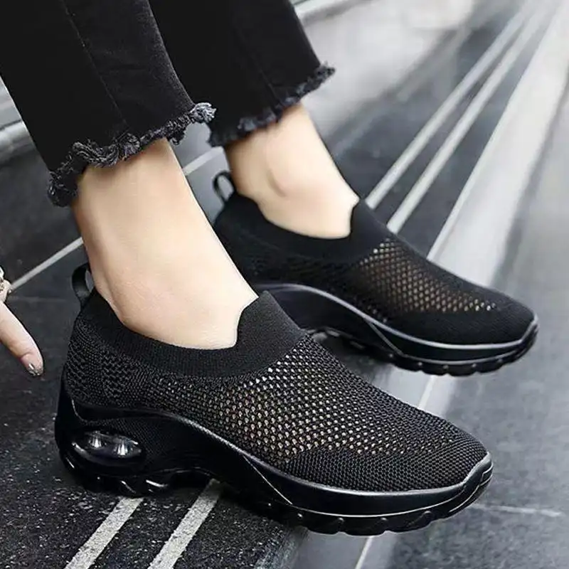 Breathable And Comfortable Flyknit Slip-on Womens Sneakersperfect For Sports And Outdoor Activities