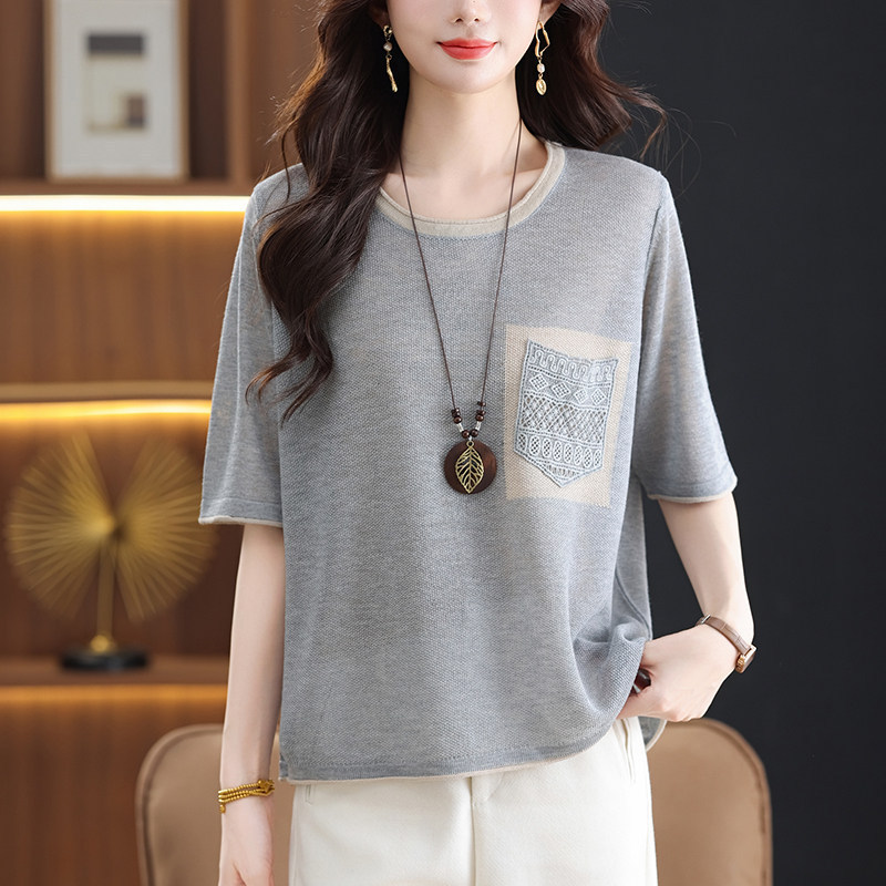 Flattering Tummy Hiding Age Reducing Ice Silk Knit T Shirt