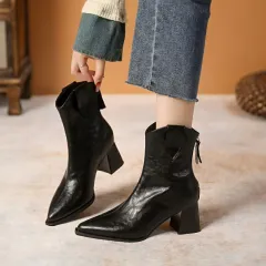 Retro Pointed-toe Trendy And Cool All-season Ankle Boots That Pair Effortlessly With Any Look - Black - View 1