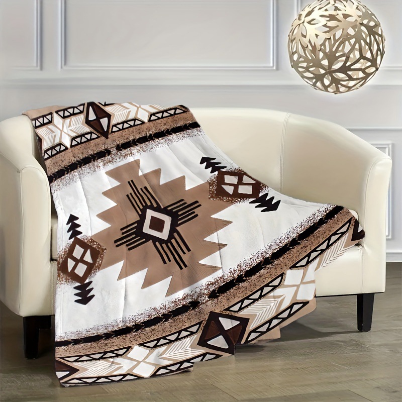 Bohemian-style Flannel Blanket For Cozy Bedding