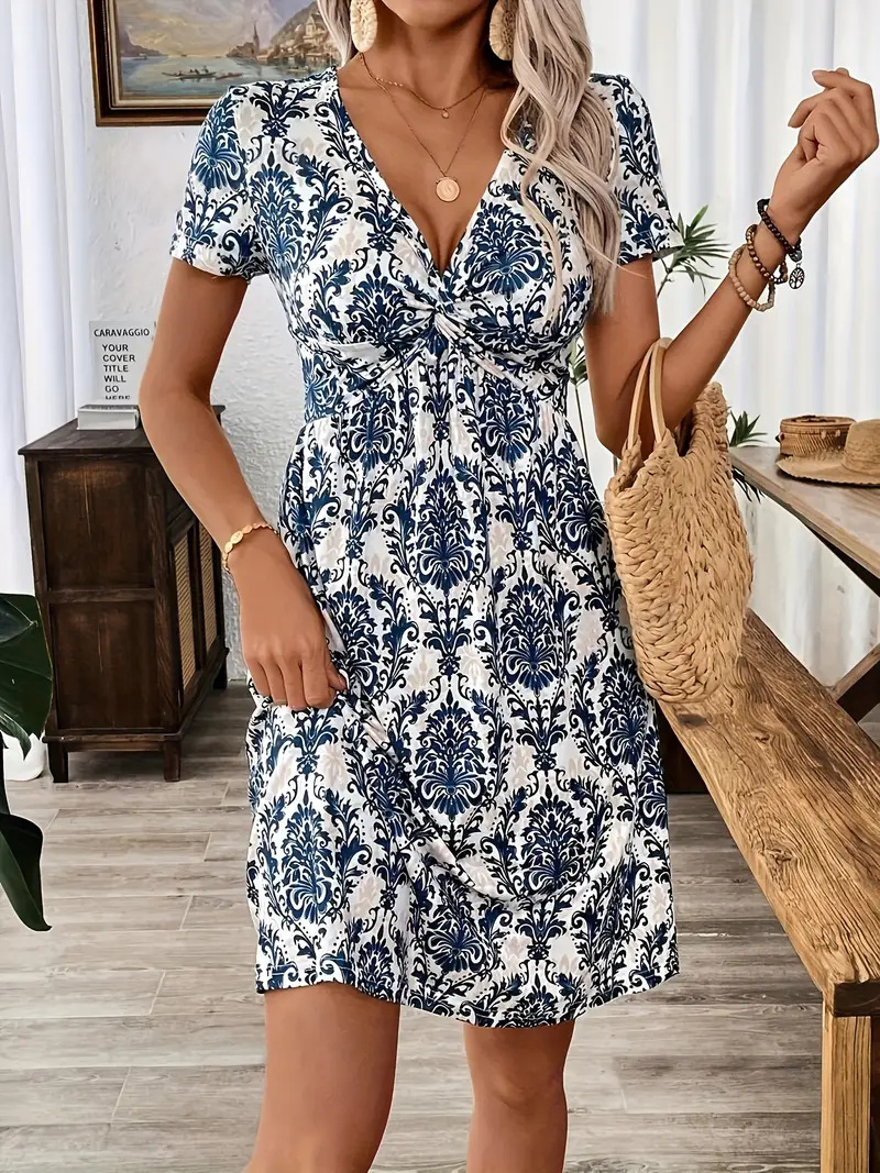 Buy Women's Clothing Online | Buy Trending Dresses for Women