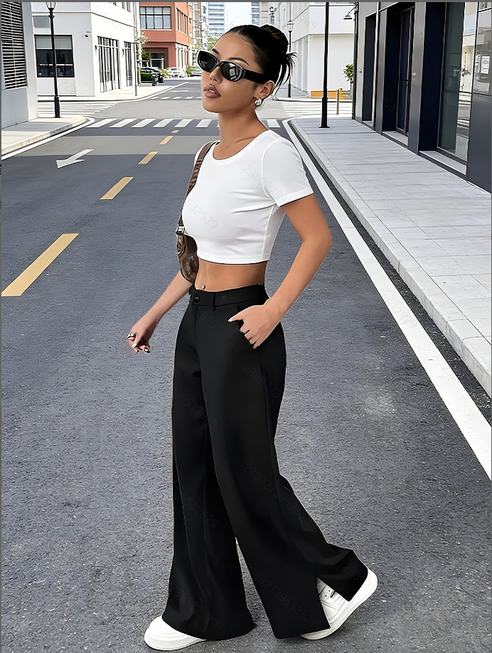 Women's wide-leg satin trousers in emerald green – elegant high-waist full-length