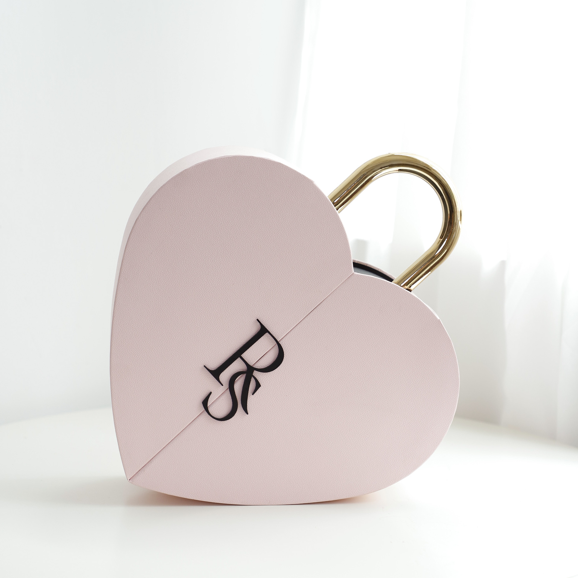 Flower Color Material Valentine’s Day Lock Cylinder Gift Box Flower Love Box Heart-shaped Metal Portable