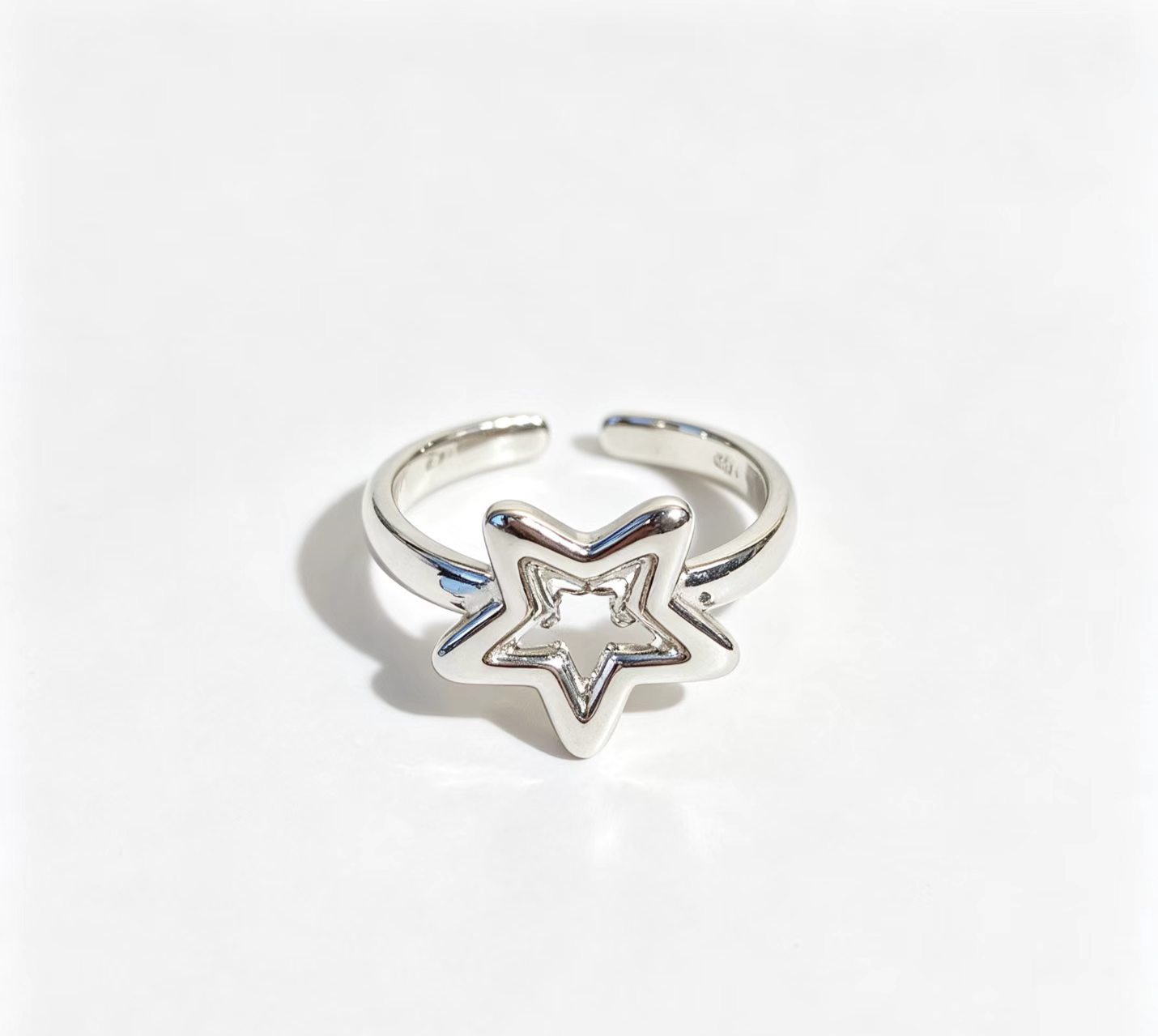 https://cf.cjdropshipping.com/quick/product/12f156eb-ea98-4692-aa66-d8995e5775d0.jpg