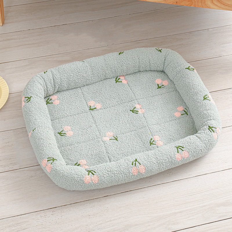 Cloud-soft, Pastoral-style Pet Bed