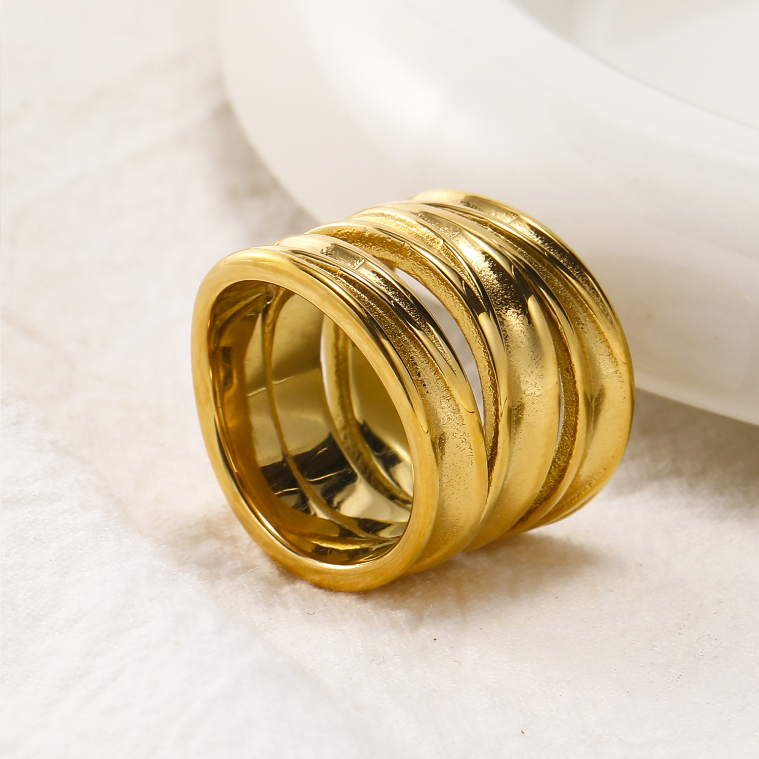 Line Multi-layer Stainless Steel High-key Dignified Fashion Ring