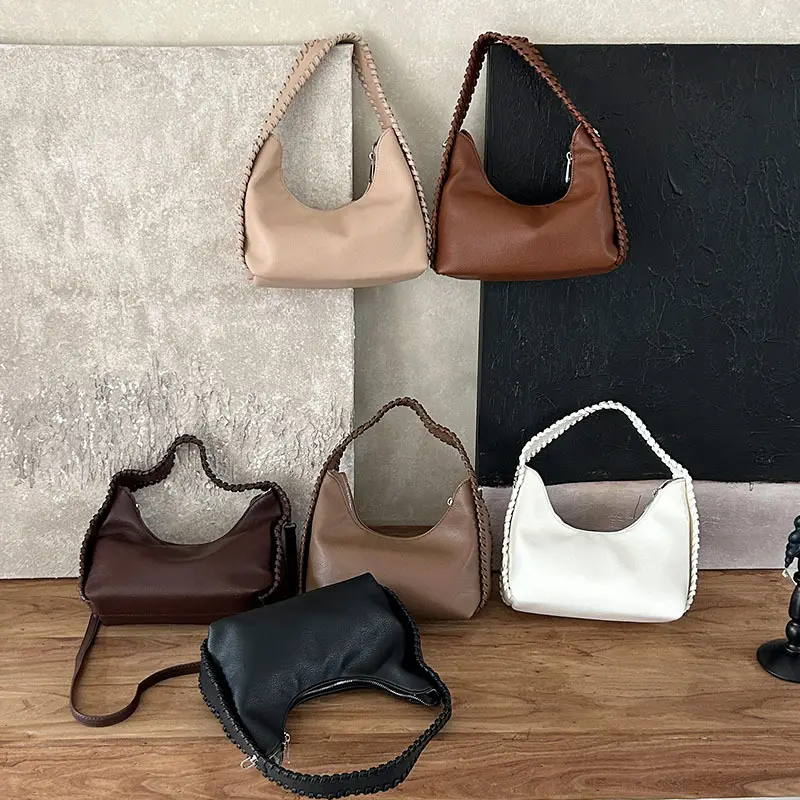 Advanced Texture Fashion Crescent Armpit Bag