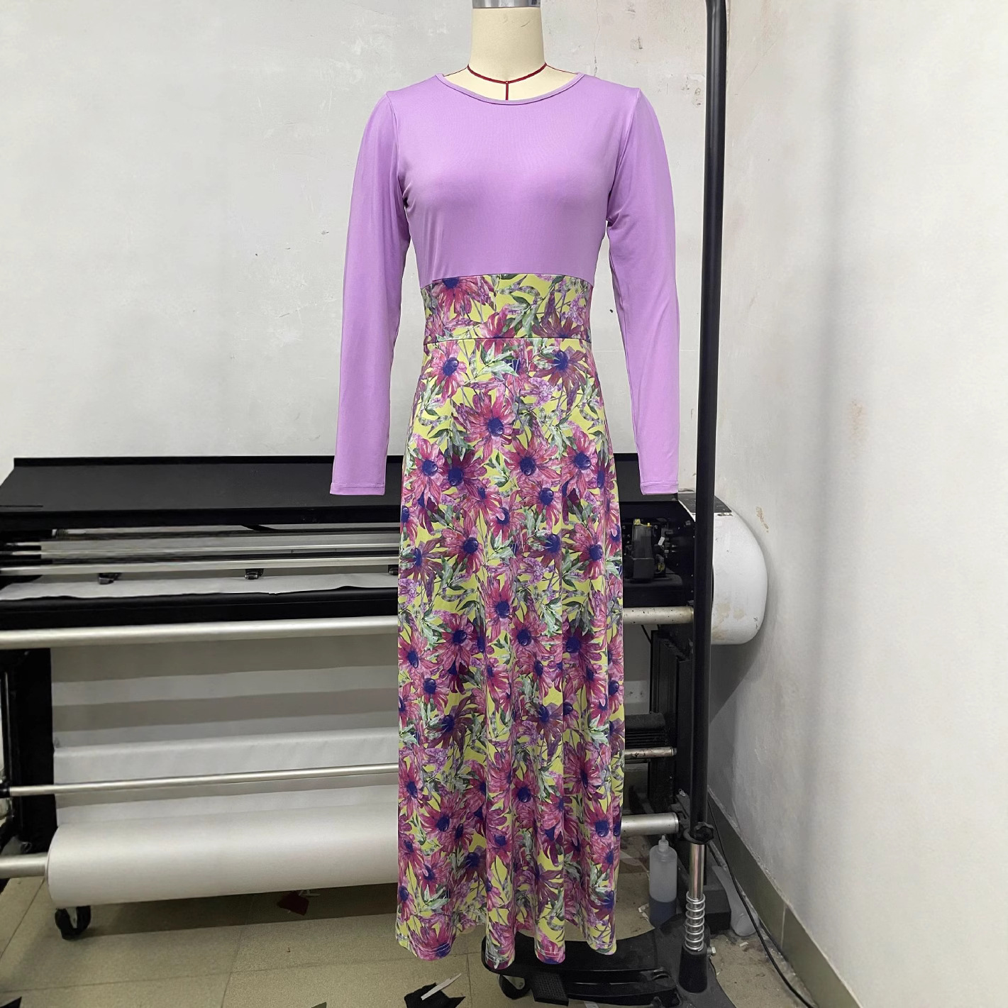 Womens Long-sleeve Crew-neck Printed Dress